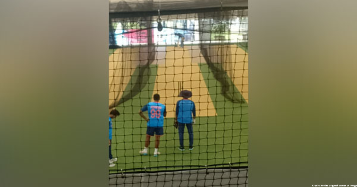 T20 WC: KL Rahul, Karthik among players to practicing indoors ahead of Bangladesh clash